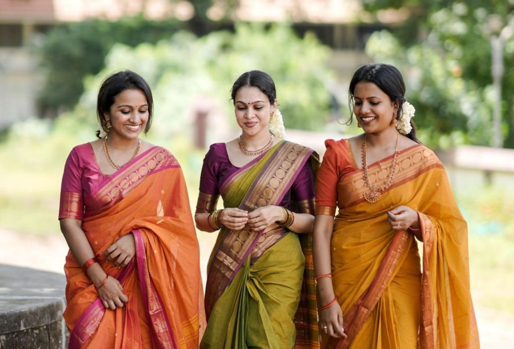 Handloom or Linen Saree for Eco-Loving Brides