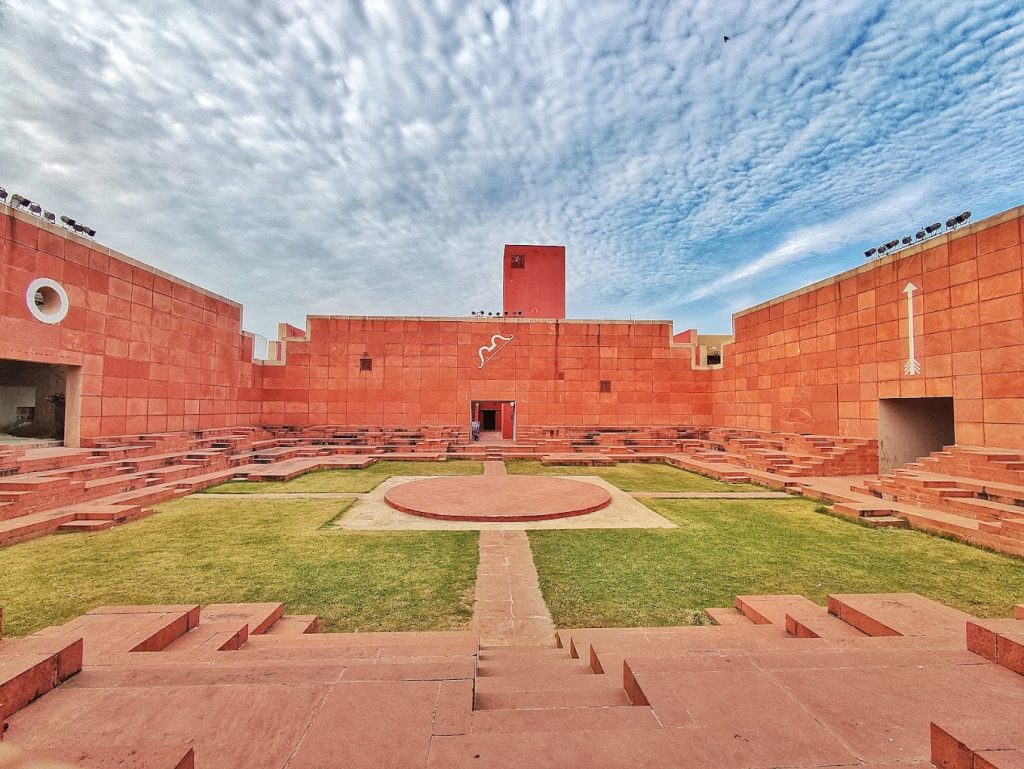 Jawahar Kala Kendra – Artistic Vibes