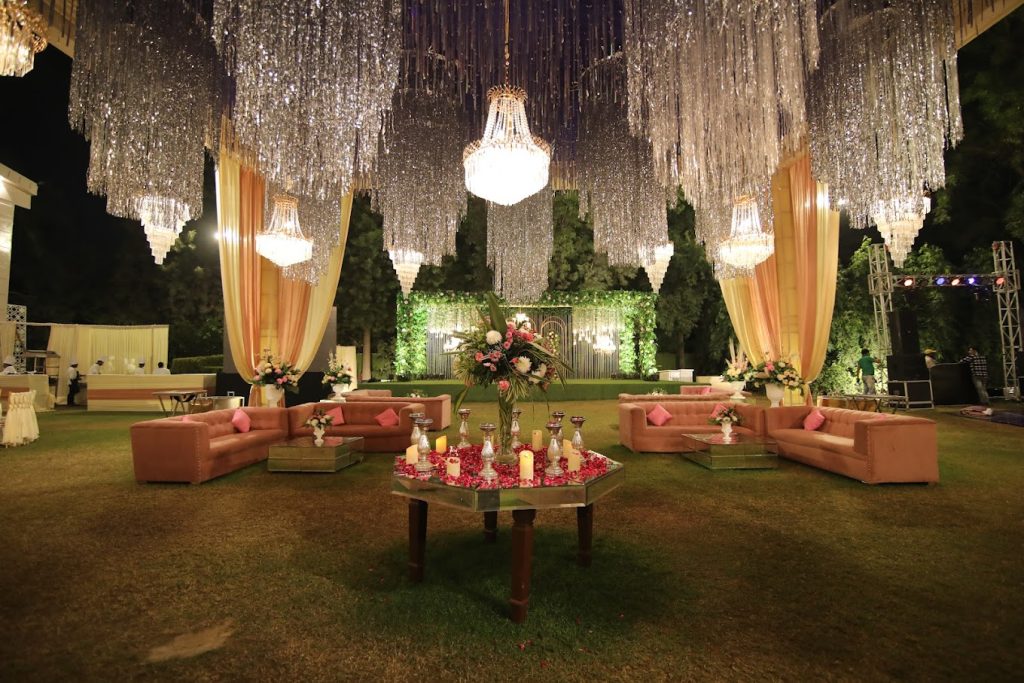 What to Look for in a Small Winter Wedding Venue?