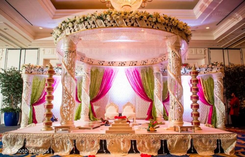 15 Breathtaking Mandap Designs by the Best Decorators in Noida