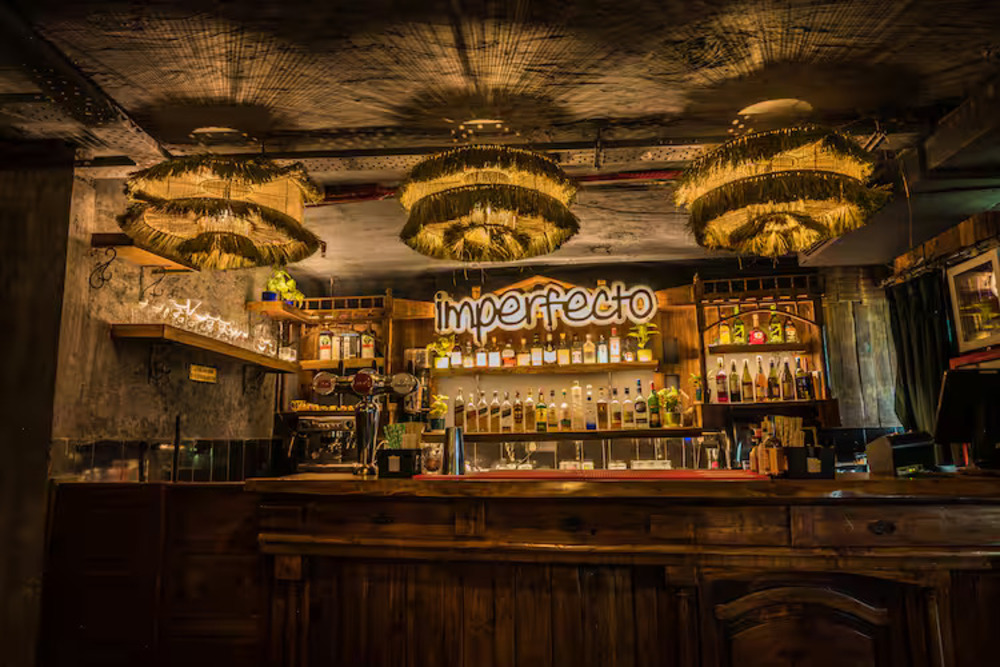 Imperfecto Ruin Pub – The Quirky Escape