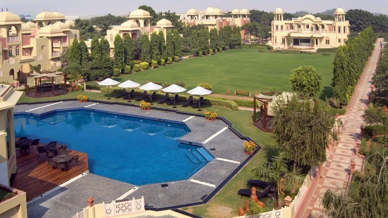 Manesar (≈16 km, 30–40 min)