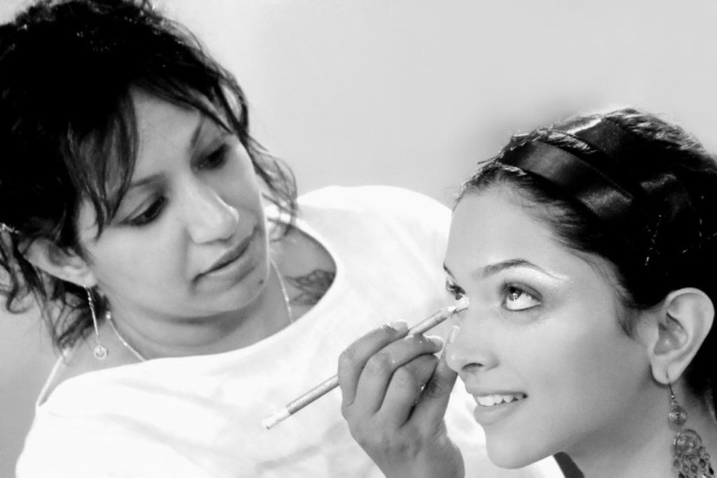 Ambika Pillai - Best Makeup Artist in Delhi NCR