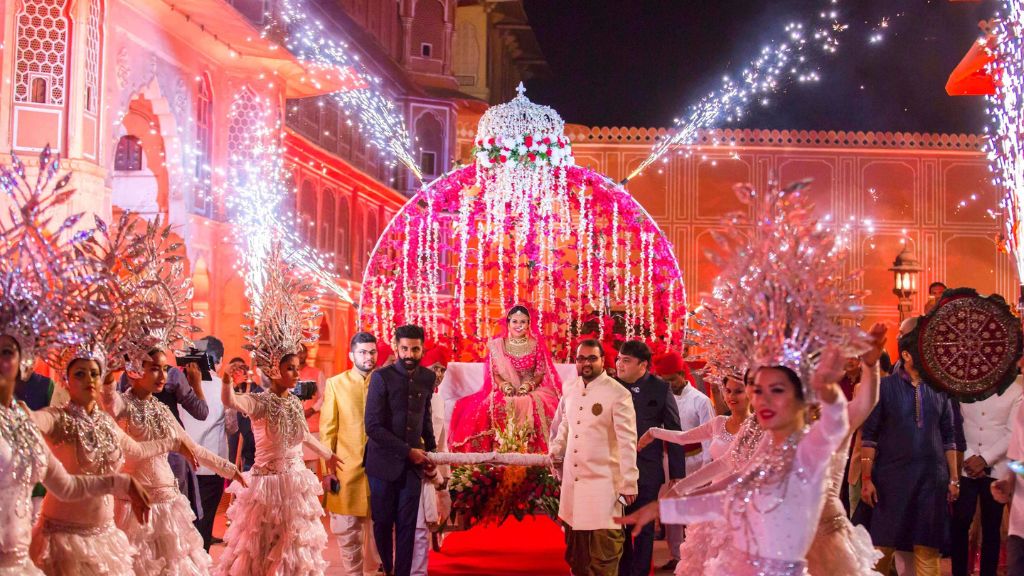 Decorators for Bridal Entry-Sloshout