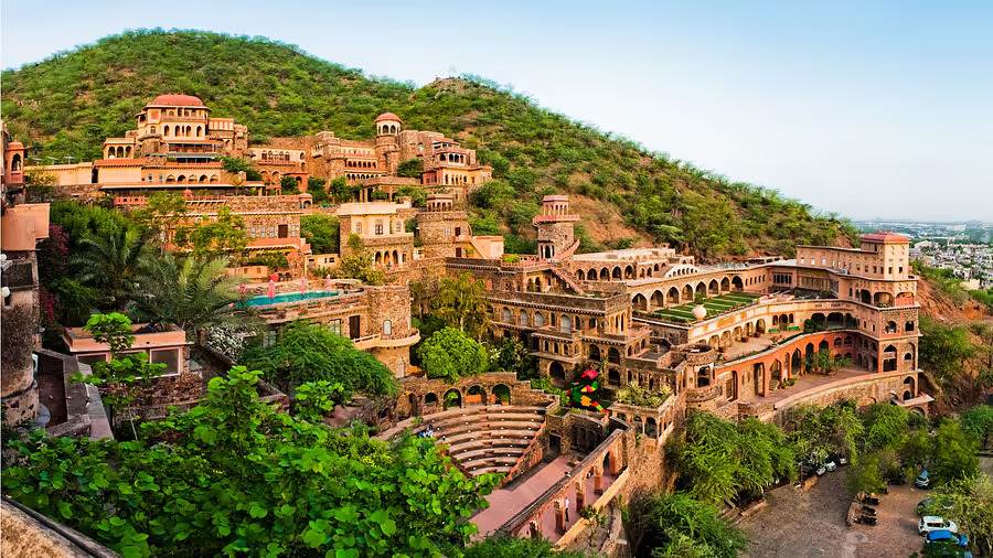 Neemrana (125 km from Delhi)