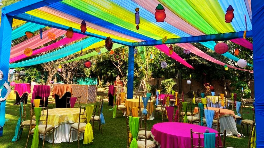 Holi Decoration Outdoor Ideas-Sloshout