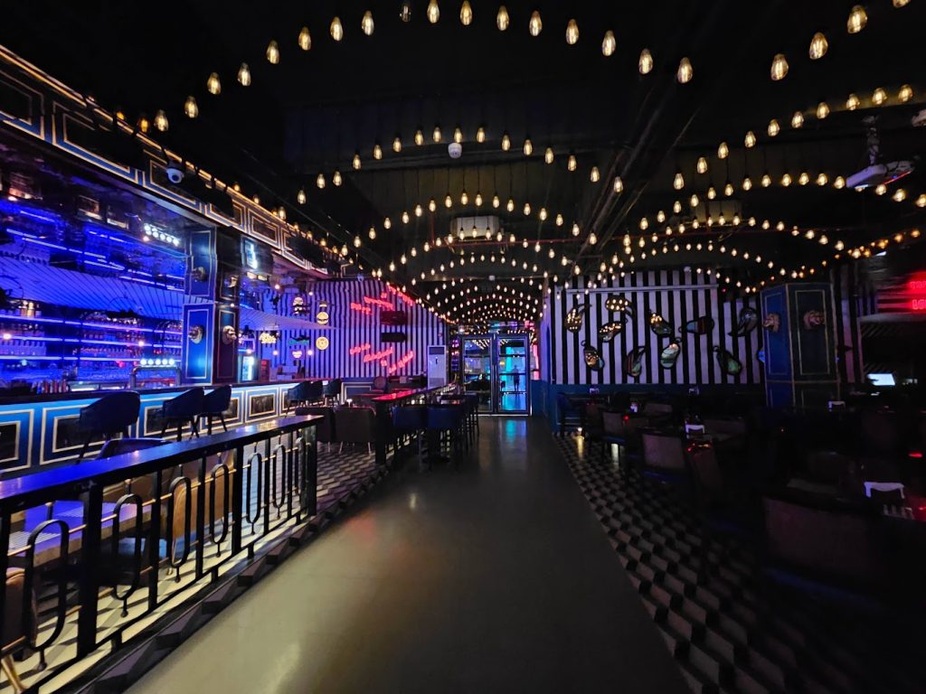 Lord of the Drinks - nightclubs in Noida