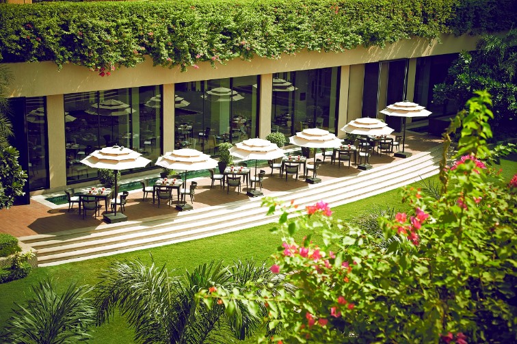 Oasis restaurant in faridabad