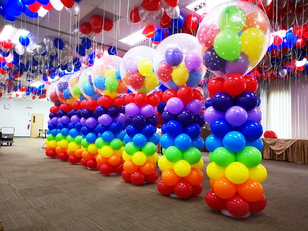 Balloon Pillars For Party Venue 