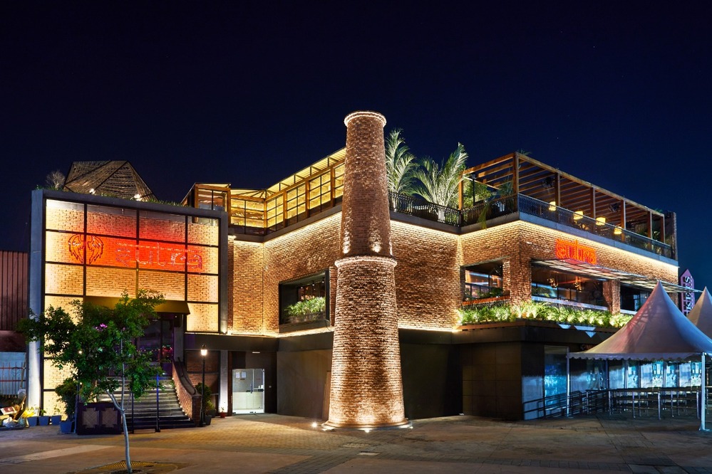Sutra Gastropub – Food + Music Combo