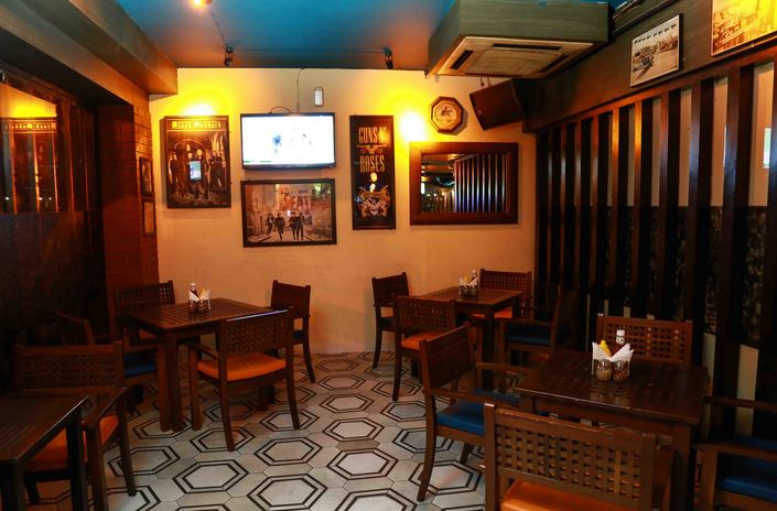 TC Bar & Restaurant, Adchini