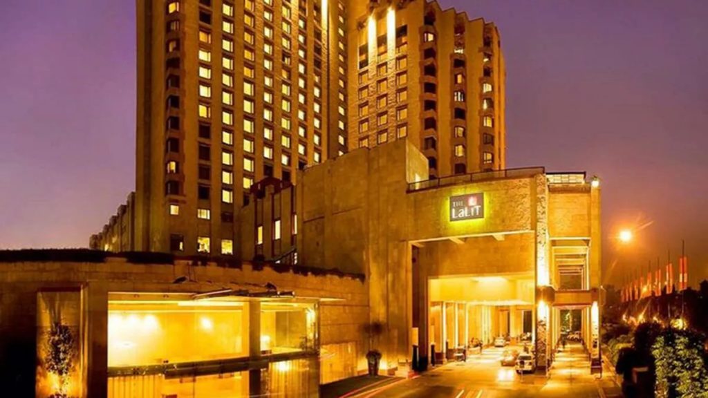 The Lalit-Sloshout