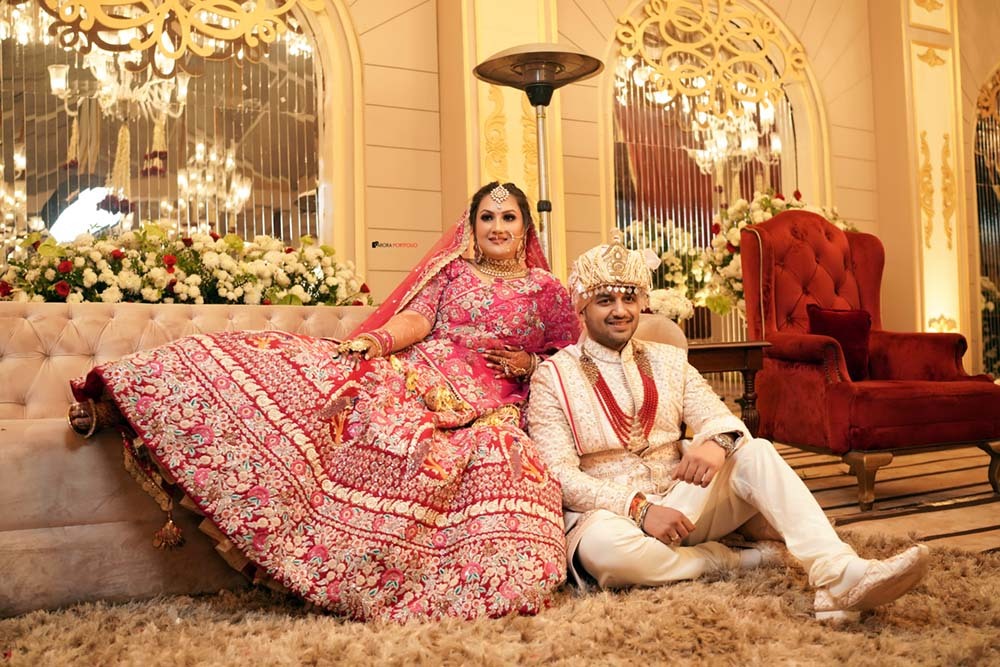 What is Candid Wedding Photography?