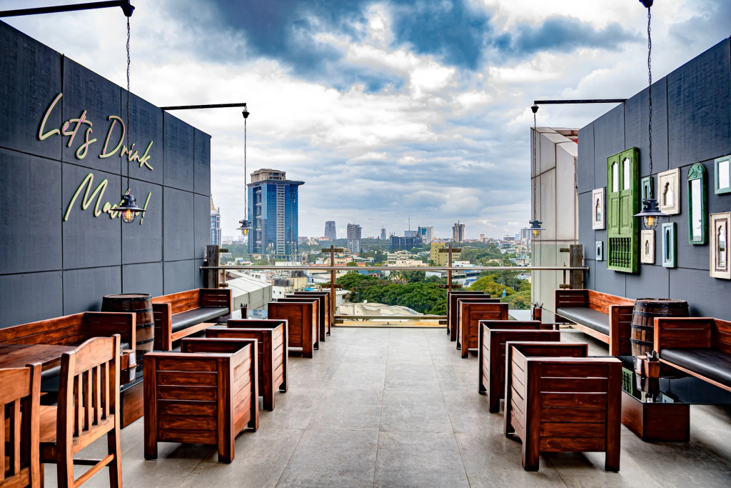 Enjoy the Rooftop Vibes