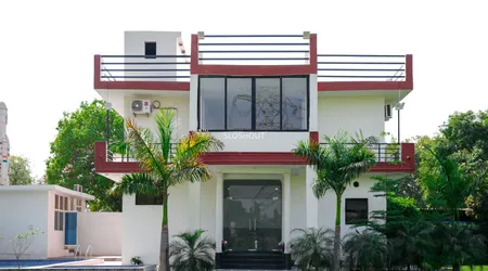 Galaxy Farm — Dance, Dine, Celebrate