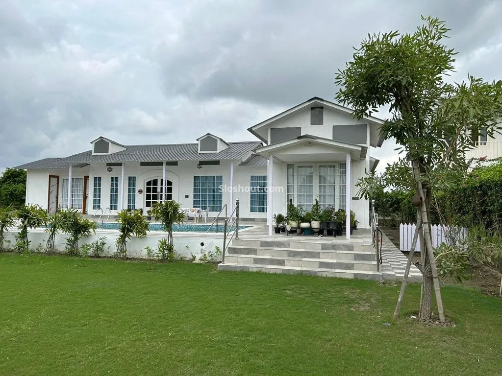 Farmhouse 3012 – Sector 135, Noida