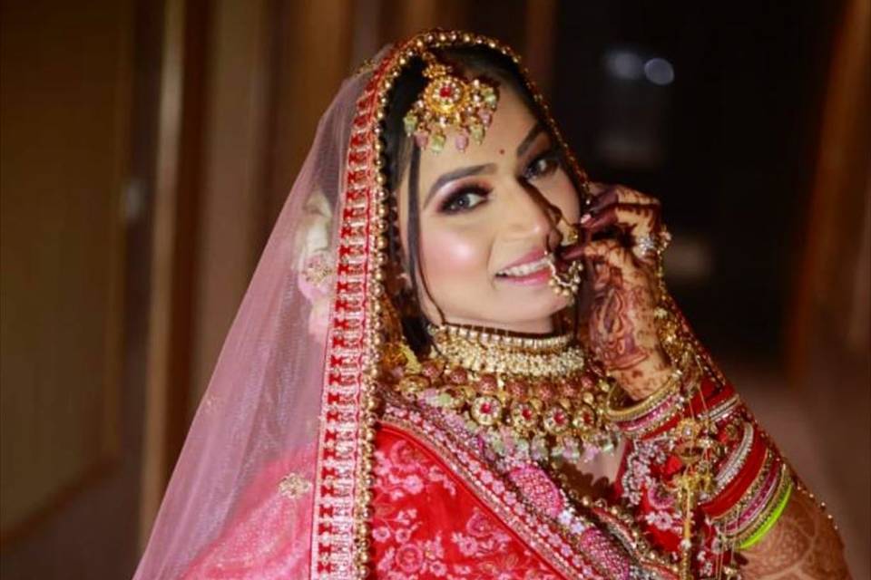 Chandni Singh Studio