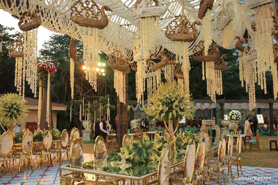 Creating the Perfect Winter Wedding Decor