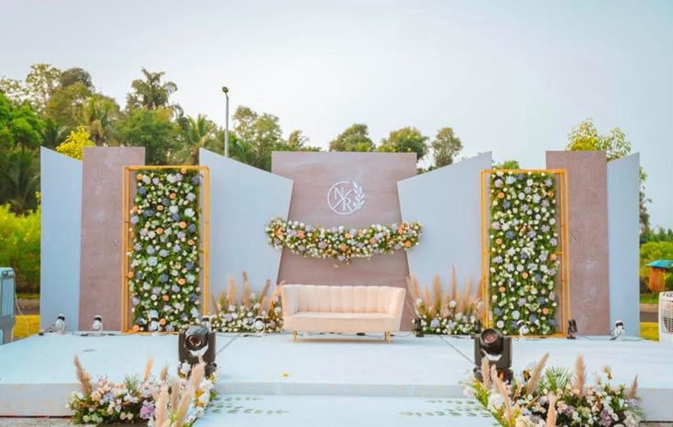 Outdoor Wedding Stage Decoration Ideas