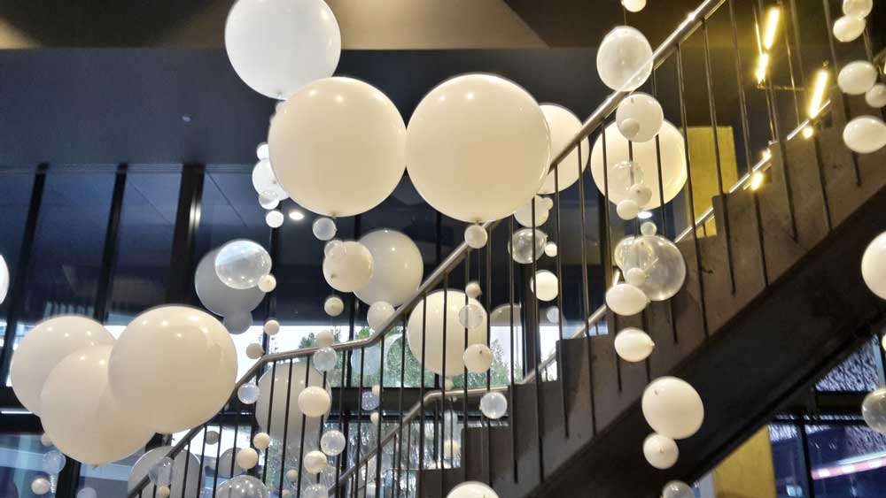 Bubble Balloons Decoration With Lighting 