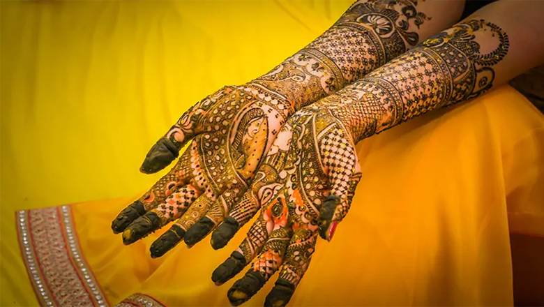 Geometric Pattern Mehndi