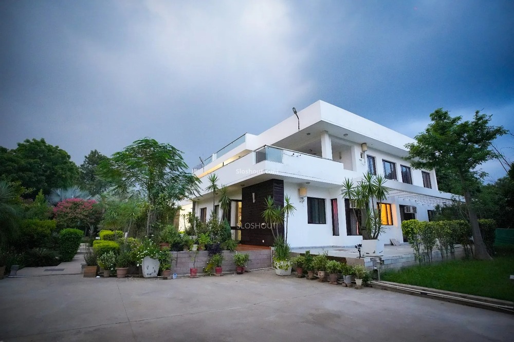Why Villas in Gurgaon Make Sense for Big or Small Escapes