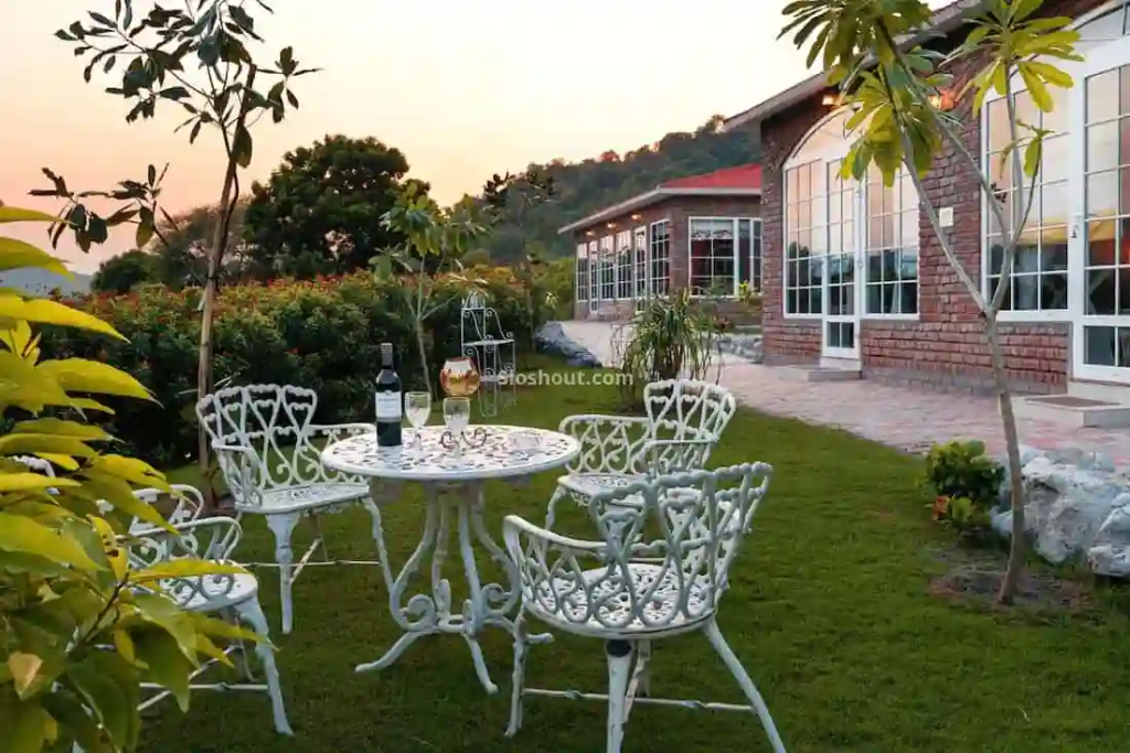 Farmhouse 164 – Sector 135, Noida