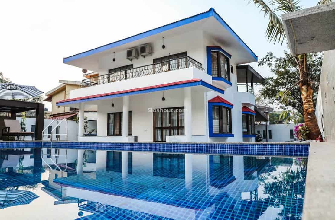 Farmhouse 266 in great Noida for party 