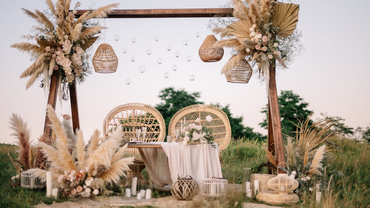 Budget Wedding Decor Ideas That Look Grand Without Breaking the Bank