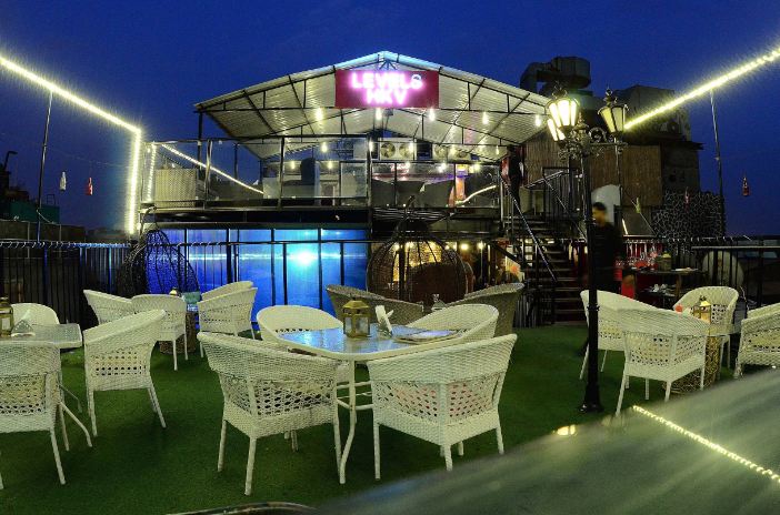 levels hkv - outdoor party