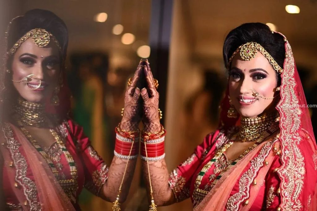  Meenakshi Dutt - Makeup Artist in Delhi NCR