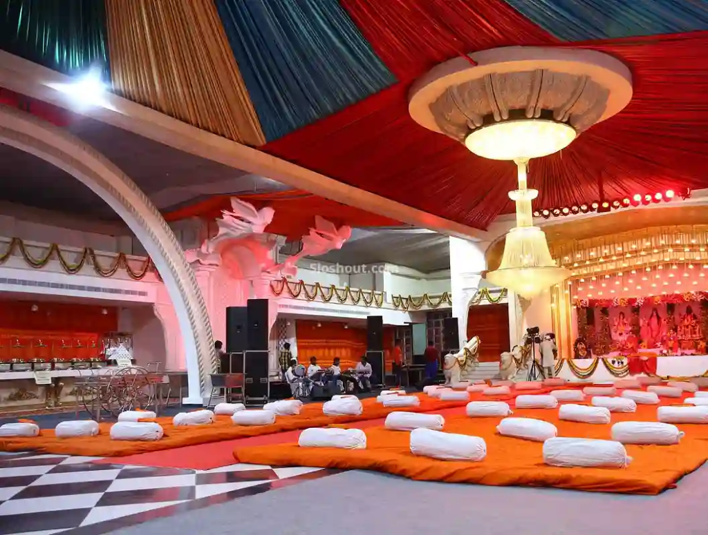 The Palace, Ankheer