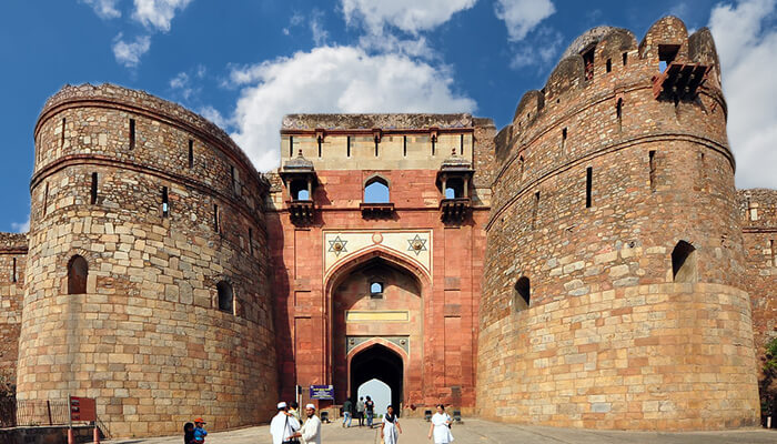 Old Fort (Purana Quila)  - Romantic Places In Delhi NCR