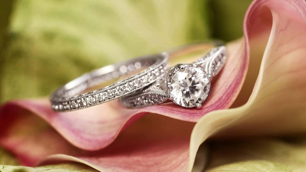 Best 15 Wedding Rings for Women: Timeless Designs & Modern Trends