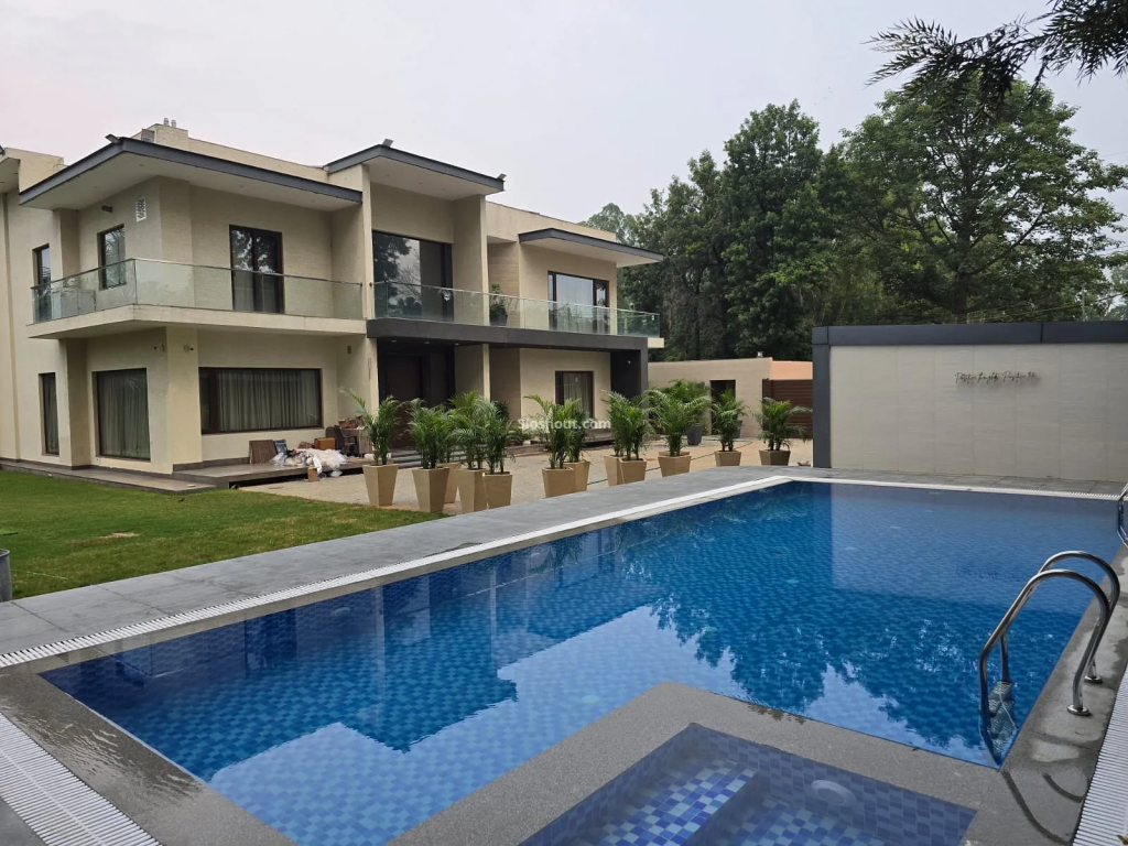 Banyan Villas, Delhi — Where Elegance Meets Comfort
