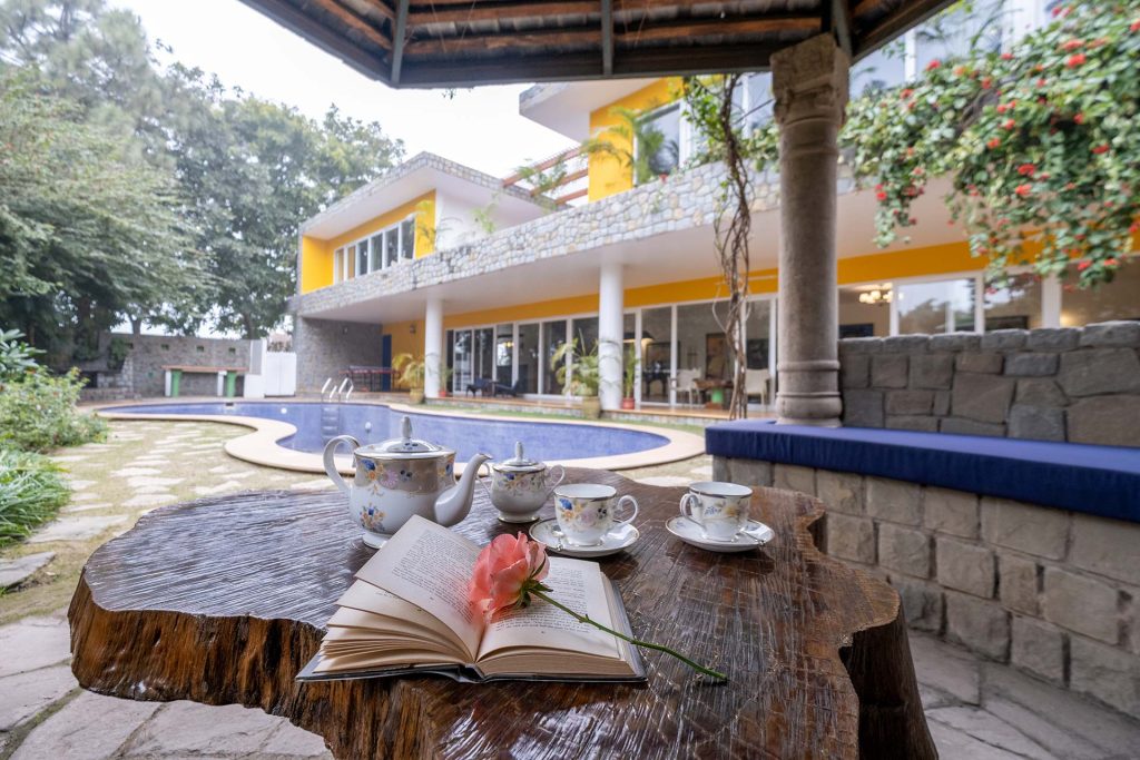 The Hideout best for New Year Party
