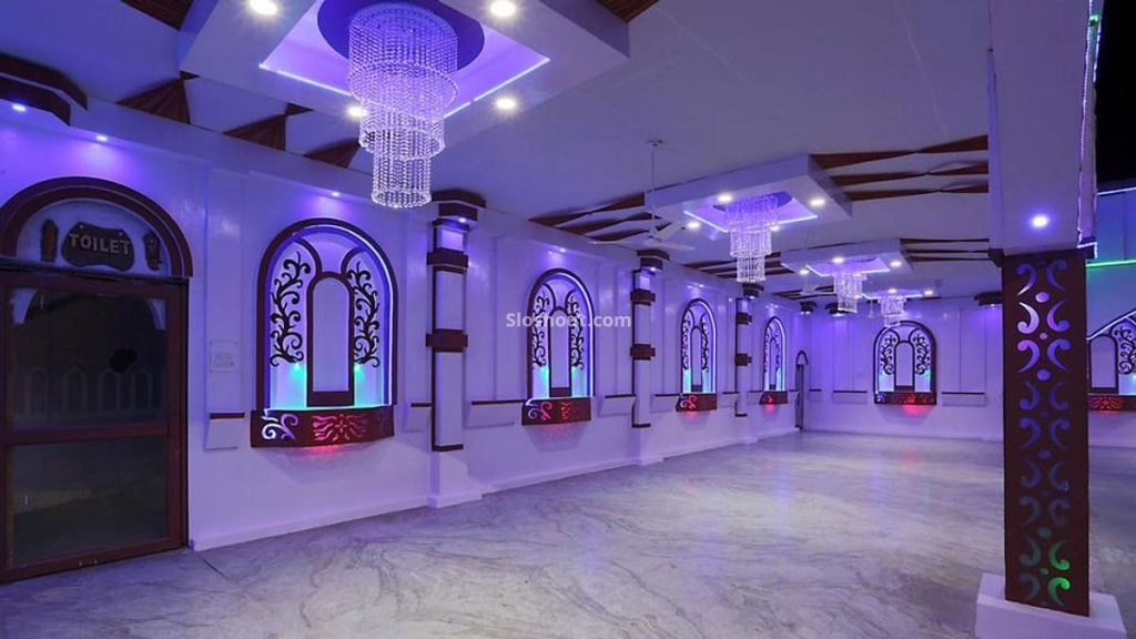 Hotel Anand Lok