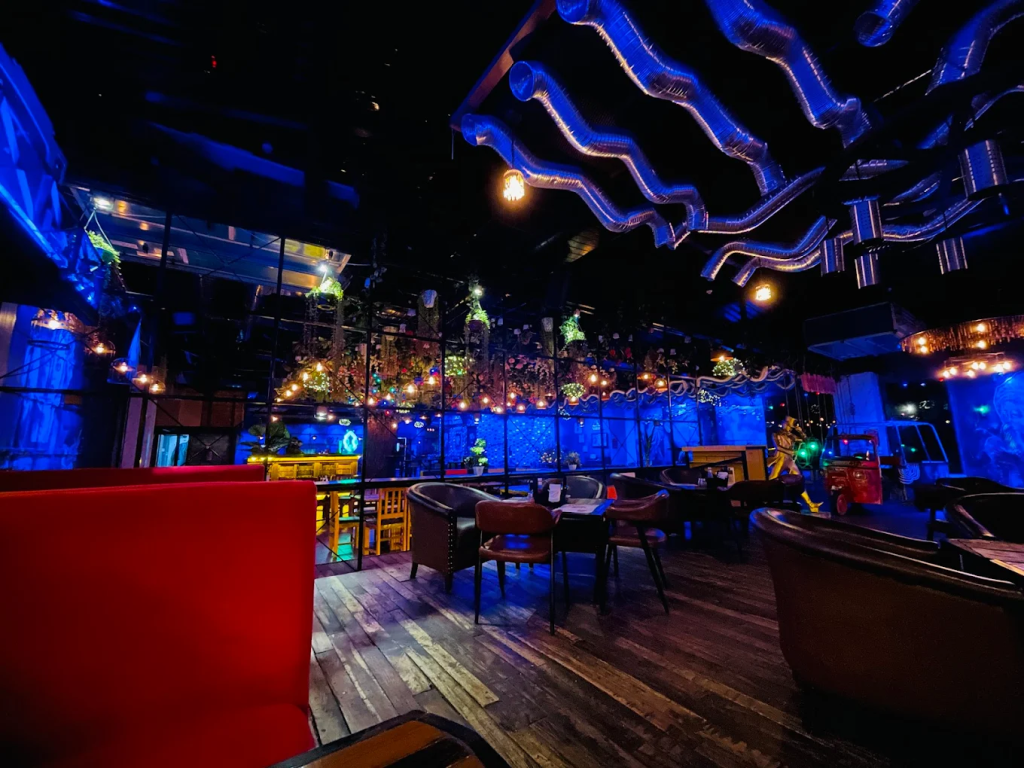 Skyhouse Rooftop (Sector 32)