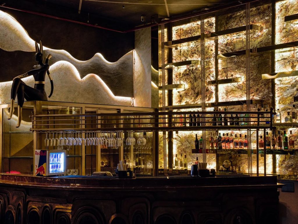 Bonne Foi 65 – East of Kailash