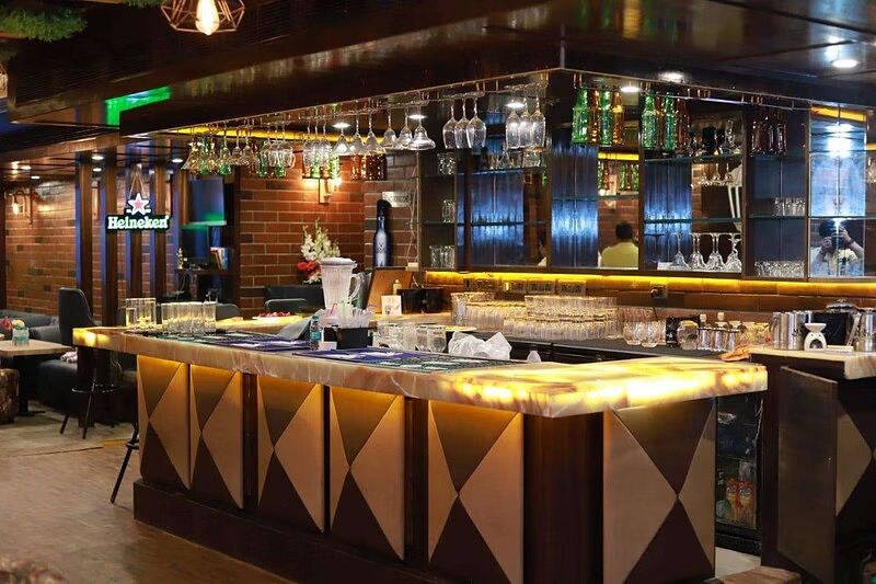 Zest Lounge